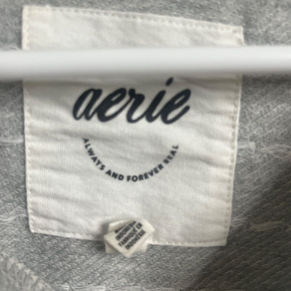 Aerie Gray Swiss Dot Textured Sweatshirt Pullover Long Sleeve - Picture 3 of 5